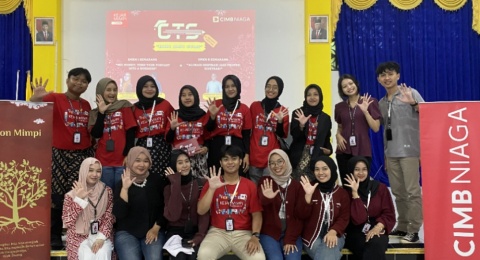 Komunitas Kejar Mimpi Semarang Goes to School di SMK Negeri 1 Semarang, Kenalkan Siswa Dunia Penyiaran