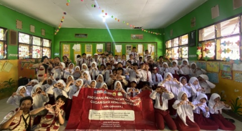 Generasi Hijau: Anak-Anak Desa Pakis Beraksi Lindungi Lingkungan