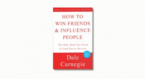 Buku How to Win Friends and Influence People: Kiat Memengaruhi Orang Lain