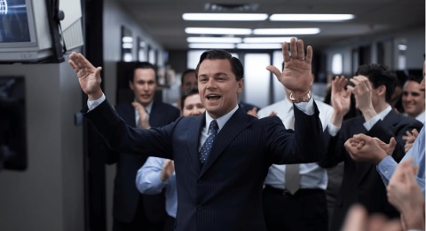 Ulasan Film The Wolf of Wall Street, Kejayaan dan Kejatuhan dari Raja Wall Street