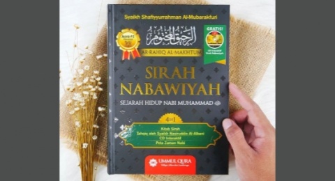 Ulasan Buku Sirah Nabawiyah, Meneladani Kisah Manusia Terbaik dalam Islam