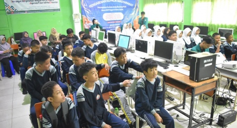 Stop Body Shaming! Psikologi UNJA gelar Pengabdian di SMPN 17 Kota Jambi