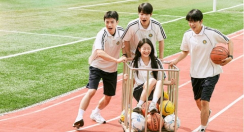 Review Drama Korea Our Beautiful Summer, Cuma 2 Episode Tapi Nyesek Nembus Layar!