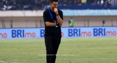 Carlos Pena Ungkap Biang Kekalahan Persija Jakarta, Gara-Gara Kartu Merah?