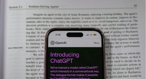 ChatGPT: Alat Bantu Cerdas atau Pembodohan Instan bagi Mahasiswa?