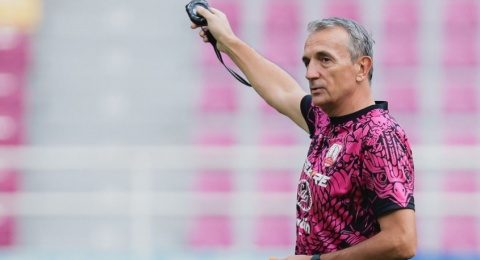 Dianggap Gagal Angkat Performa Tim, Persis Solo Depak Milomir Seslija