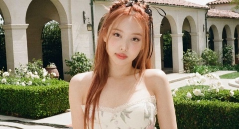 4 Inspirasi OOTD ala Nayeon TWICE, Gaya Daily yang Mudah Ditiru!