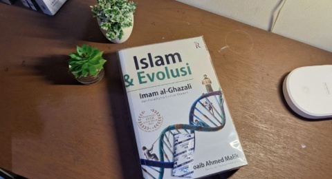 Islam dan Evolusi: Telaah Filosofis dan Teologis Menurut Shoaib Ahmed Malik
