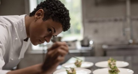 Dapur Berhantu: Teror Mistis Mengintai Chef Ambisius di House of Spoils