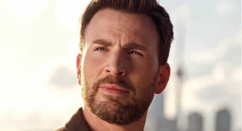 4 Rekomendasi Film yang Dibintangi Chris Evans, Terbaru Ada Red One