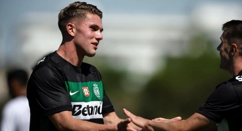 Diisukan Hijrah ke Man United, Victor Gyokeres Janji Setia pada Sporting CP