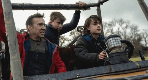 Review Film Arcadian, Film Horor yang Berkisah tentang Monster