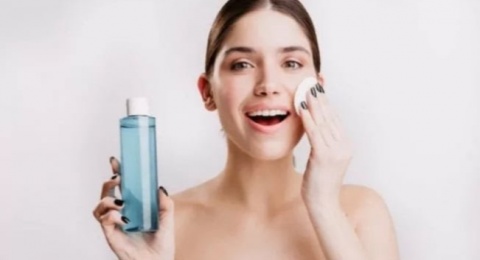 3 Micellar Water yang Mengandung Calendula, Cocok untuk Kulit Sensitif