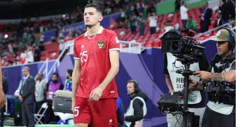 Minim Menit Bermain di Klubnya, Justin Hubner Dirumorkan akan Hengkang?