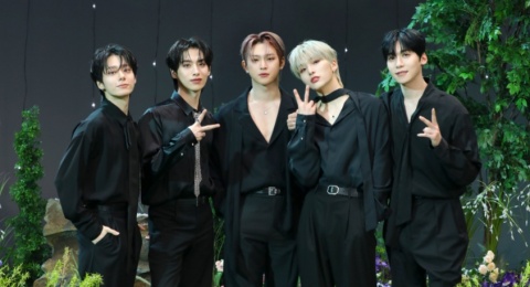 ONEUS Sukses Gelar Konser Encore Tur Dunia 'La Dolce Vita' di Jepang