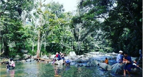 Wisata Salu Paja'an di Polman, Tempat Ternyaman untuk Bersantai