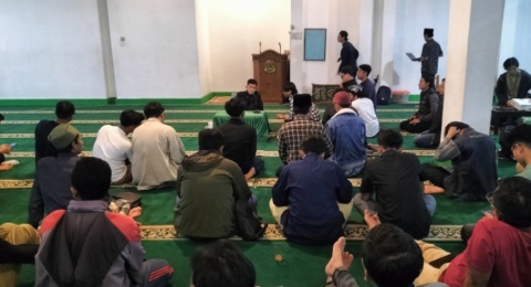 Ngaji Filsafat Bersama Fahrudin Faiz: Mengupas Dunia Network Society