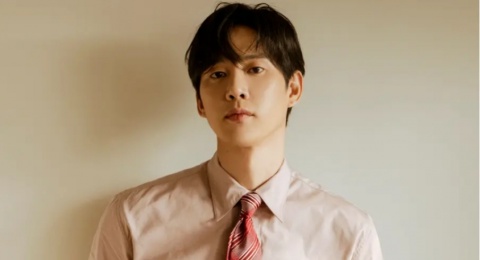 Park Sung Hoon Mundur dari Drama yang Dibintangi Yoona Girls Generation