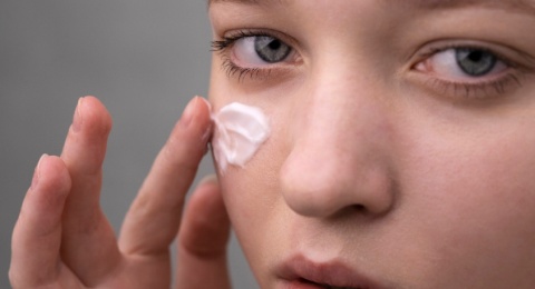 3 Sunscreen dengan Rice Extract Terbaik, Lindungi dan Nutrisi Kulitmu!