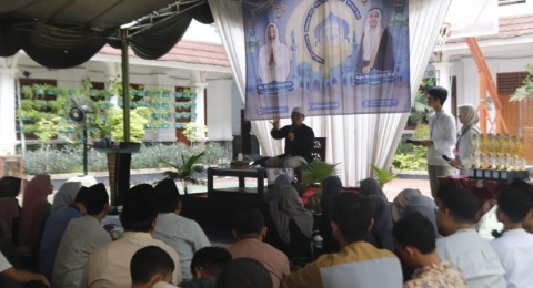 Siasati Perjalanan Nabi, SMA Negeri 1 Purwakarta Gelar Acara Isra Mi'raj