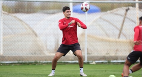 Demi Tempat di Skuad Timnas, 3 Klub Ini Jadi Bisa Rekrut Shayne Pattynama