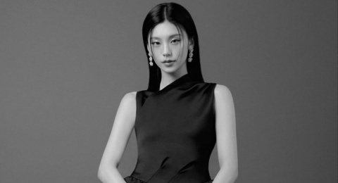 Yeji ITZY Terpilih Jadi Brand Ambassador Merek Mewah Prancis Roger Vivier