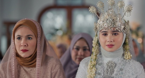 Film Norma: Antara Mertua dan Menantu, Kisah Nyata yang Bikin Geregetan!