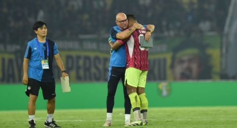 Jalani Debut Pertama, Kiper Muda Persib Harus Kebobolan 3 Gol Beruntun