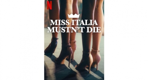 Review Miss Italia Mustn't Die: Saat Kontes Kecantikan di Ujung Tanduk