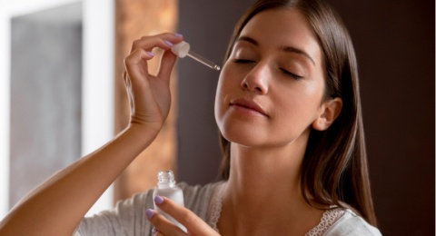 3 Serum Encapsulated Retinol, Pilihan Aman buat Pemula yang Takut Purging!