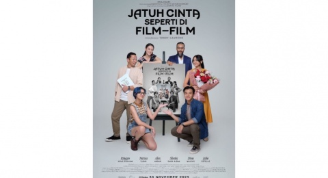Ulasan Jatuh Cinta Seperti di Film-Film: Romcom Manis Bernuansa Monokrom