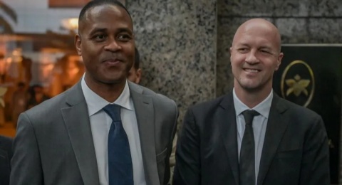 Blak-blakan, Patrick Kluivert Merasa Punya Chemistry dengan Jordi Cruyff