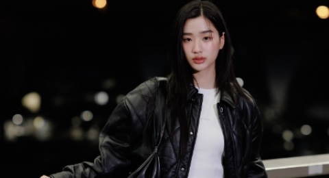 4 OOTD Monokrom ala Tu Tontawan, Simpel tapi Tetap Elegan!