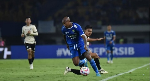 Bojan Hodak Ragu Gervane Kastaneer Bisa Bela Timnas Curacao, Imbas Cedera?