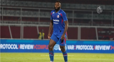 Charles Lokolingoy Soroti Pentingnya Jeda Internasional untuk Mental Pemain