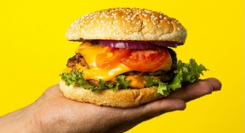 Generasi Sandwich, Bertahan di Tengah Himpitan Tanggung Jawab Keluarga