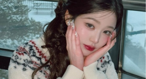 4 Padu Padan Outfit Girly ala Wonyoung IVE, Cocok untuk Gaya Sehari-hari