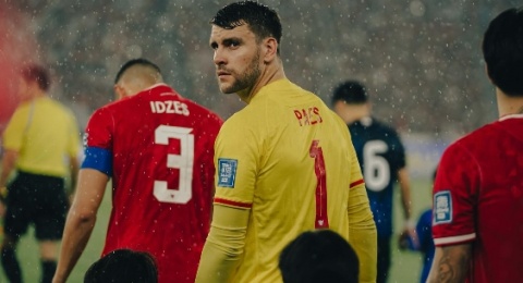 Mengejutkan! Maarten Paes Kritik Taktik dari Patrick Kluivert di Timnas Indonesia