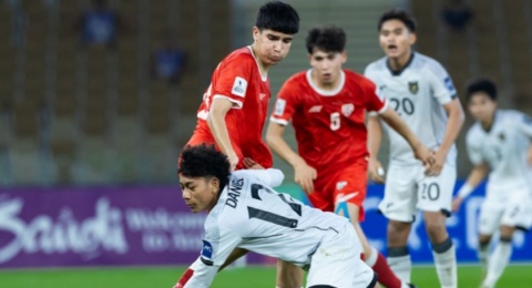 Fase Penyisihan Grup Usai, Nova Arianto Semakin Lekat Duplikasi Jejak sang Mentor