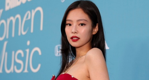 Jennie Bandingkan Kerinduan Mendalam dengan Sibuknya Kota dalam Lagu Seoul City