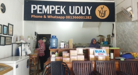 Rasa Tak Bohong: Pempek Uduy, Sensasi Kuliner yang Wajib Dicoba di Jambi