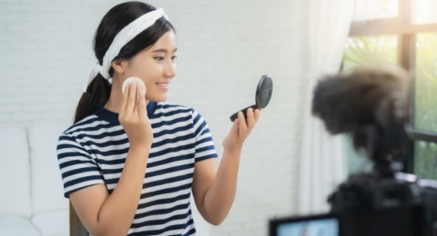 Tampil Flawless dengan 4 Shade Cushion yang Cocok di Kulit Warm Undertone
