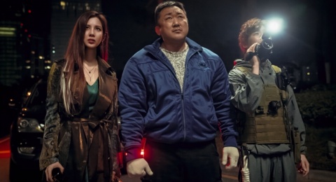 5 Rekomendasi Film Sambut Akhir Pekan, Ada Holy Night: Demon Hunters