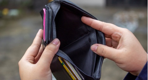 Dari Uang Saku ke Anggaran! Gimana Perjalanan Kemandirian Finansial Gen Z?