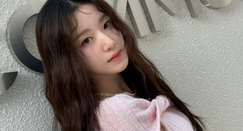 4 Inspirasi OOTD Feminin dari Shuhua i-dle, Cocok untuk Gaya Harianmu!