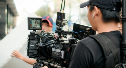 Mengenal Lebih Dalam Dunia Film Surealis yang Aneh tapi Memikat