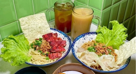 Depot Kayutangan: Sensasi Mie Halal Lezat dengan Nuansa Vintage di Malang