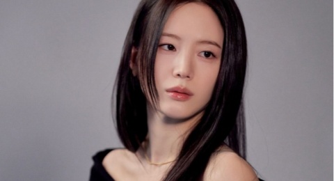 Chic dan Modis! 4 Look Hangout Kekinian ala Jang Gyuri yang Wajib Disontek