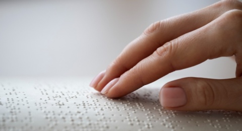 Saat Buku Tak Bisa Dibaca: Akses Literasi yang Masih Abai pada Disabilitas