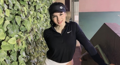 Olahraga Tetap Stylish dengan 6 Inspirasi Sportswear ala Davina Karamoy